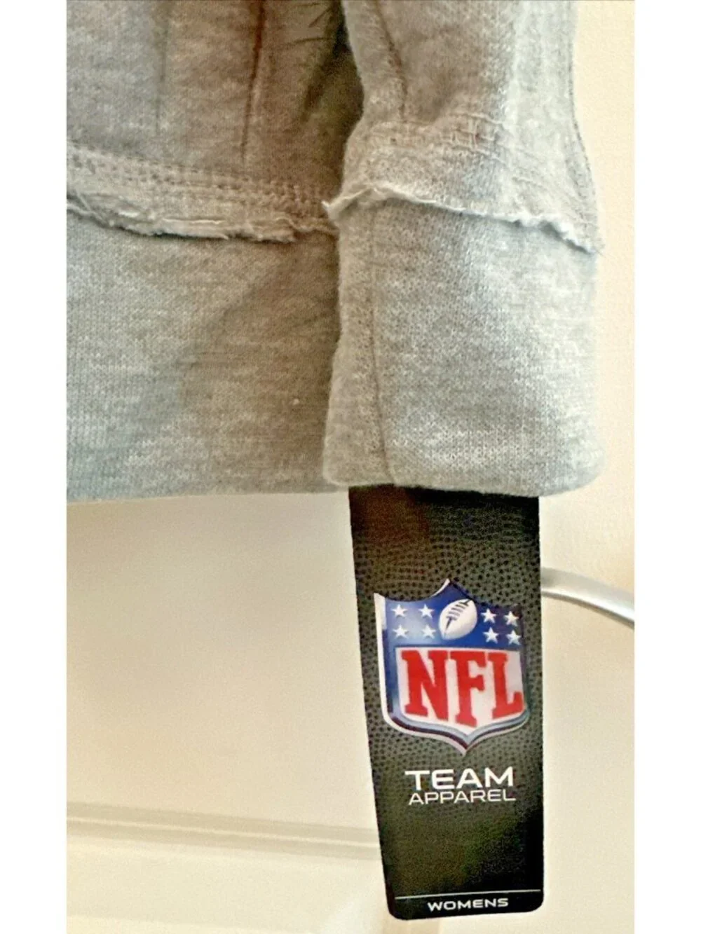 Buffalo Bills NFL Team Apparel Zubaz Sweatshirt Women's M With Pockets Rare NWT - Picture 4 of 9